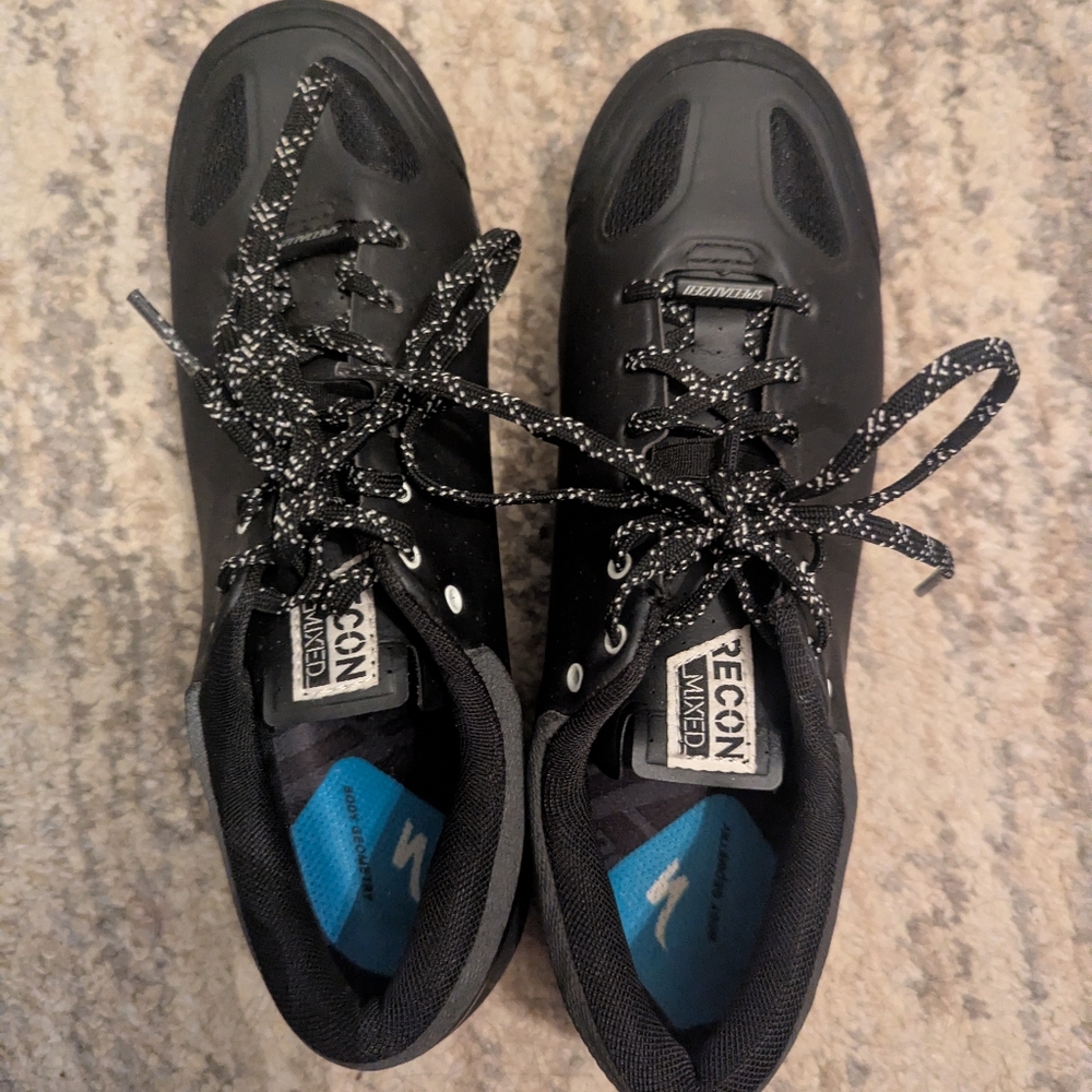 Specialized Recon Black Clipless Cycling Shoes - Size 8